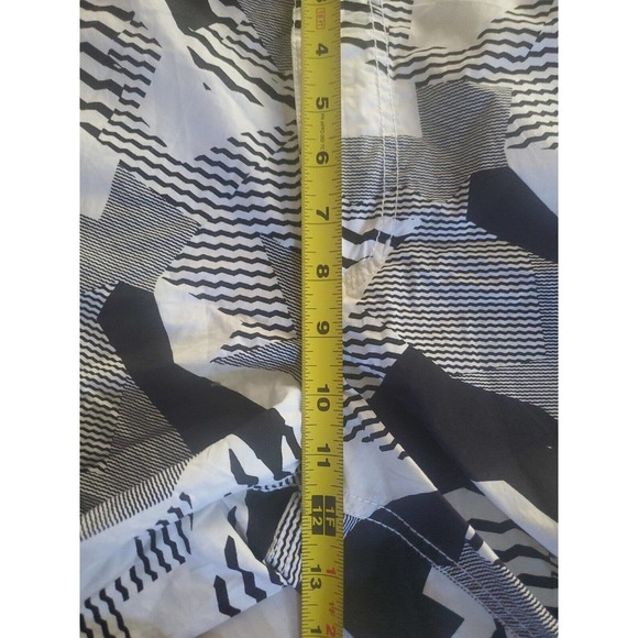 American Rag Men Black White Geometric Print Zip Closure Pockets Swim Trunks 36 - Picture 12 of 12